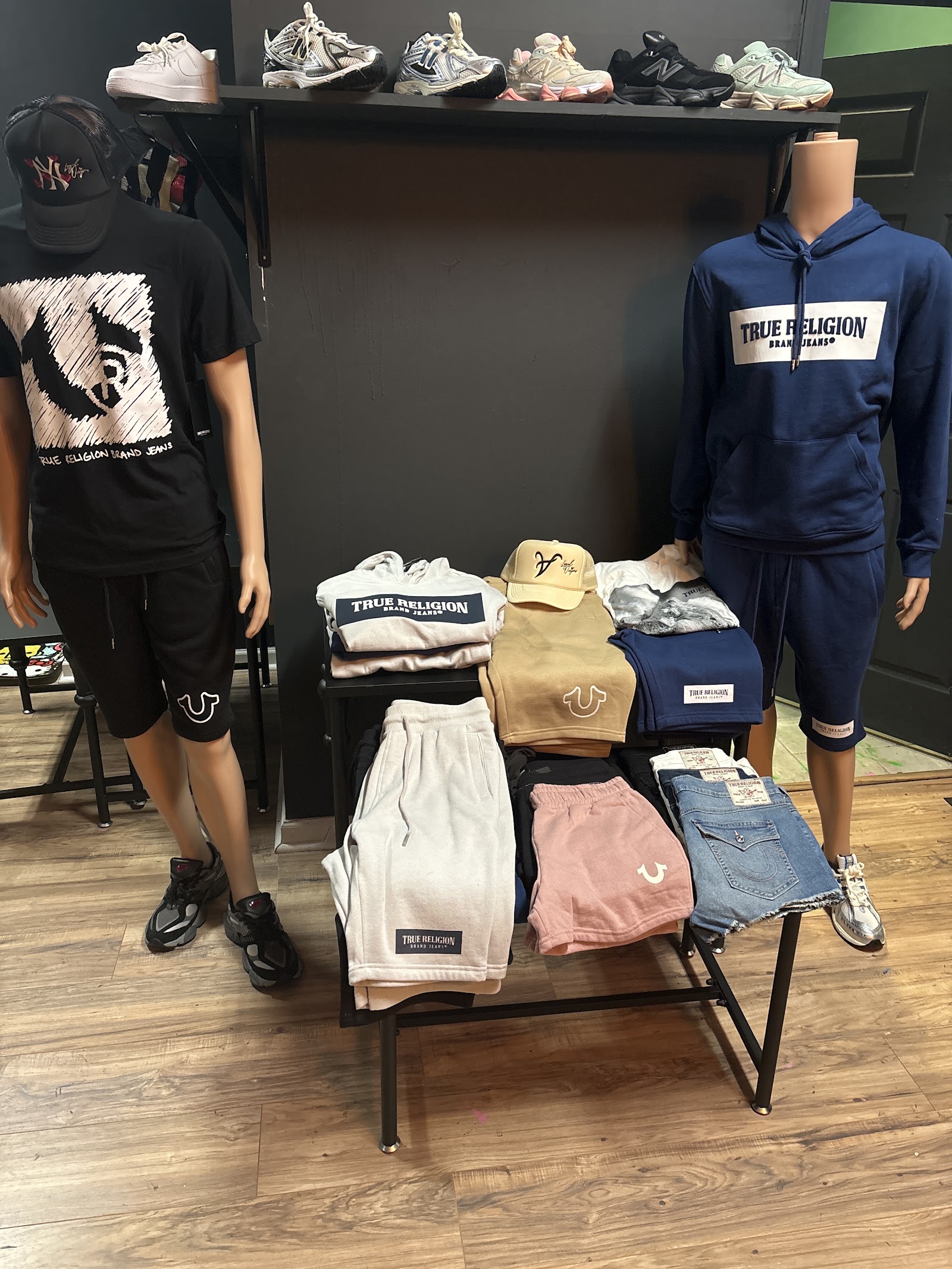 Elite Items & Consignment — photo