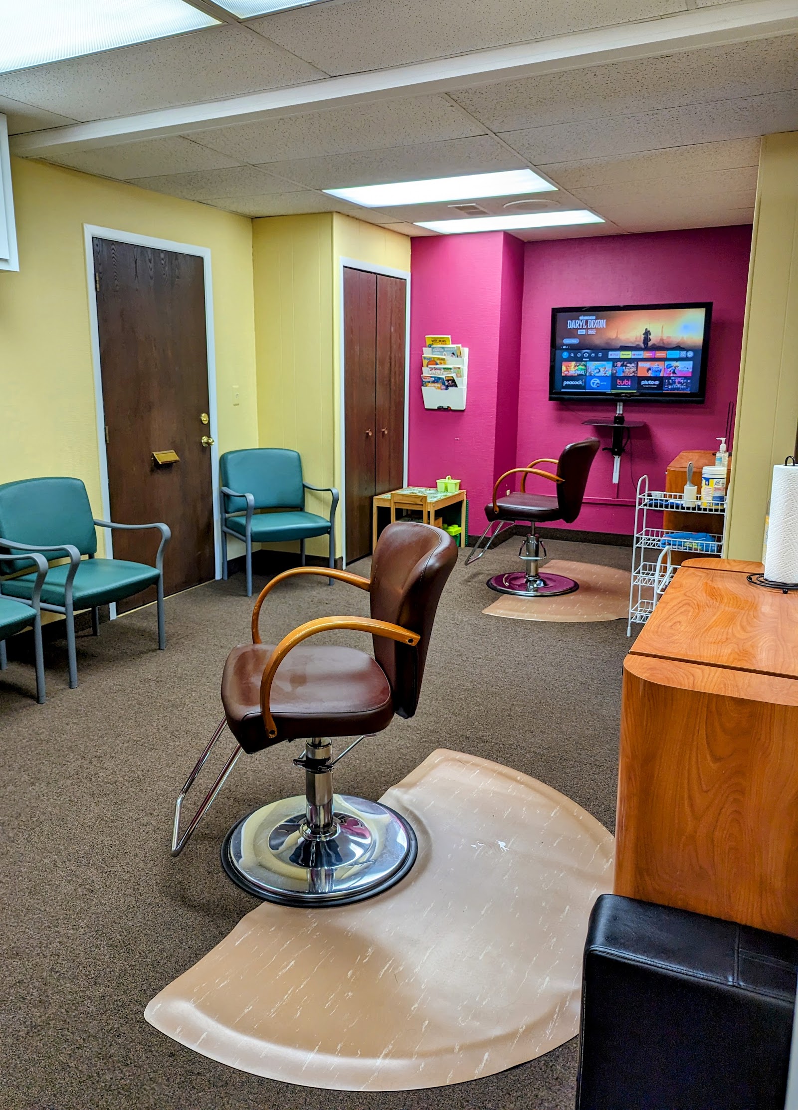 Rapunzel's Lice Boutique — photo