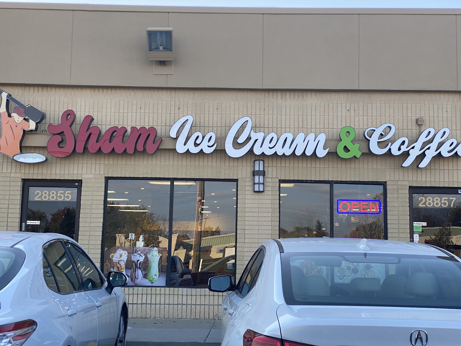 Sham Ice Cream & Coffee — photo